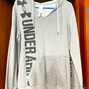 Women’s medium ua hoodie